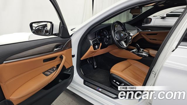 BMW 5-Series 530e M Sport