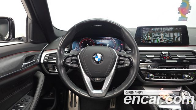 BMW 5-Series 520d xDrive M Sport Package