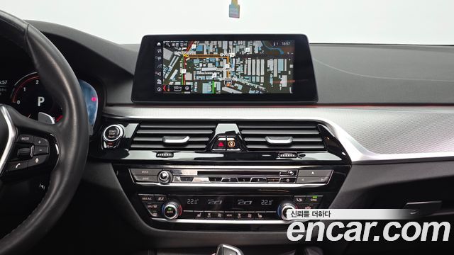 BMW 5-Series 520d xDrive M Sport Package