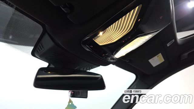 BMW 5-Series 520d xDrive M Sport Package