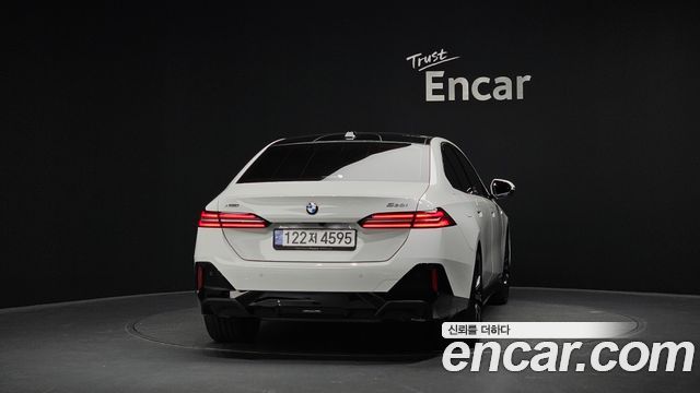 BMW 5-Series 530i xDrive M Sport