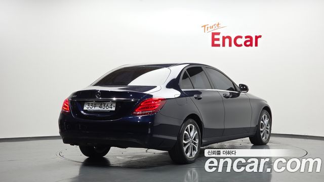 Mercedes-Benz C-Class C200