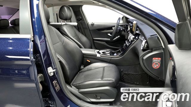 Mercedes-Benz C-Class C200