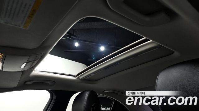 Mercedes-Benz C-Class C200