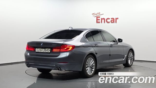 BMW 5-Series 530i Luxury Plus