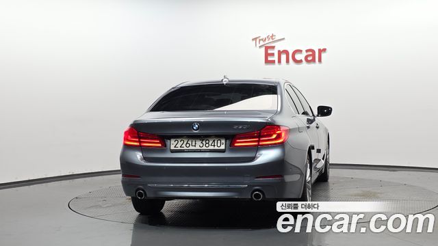 BMW 5-Series 530i Luxury Plus