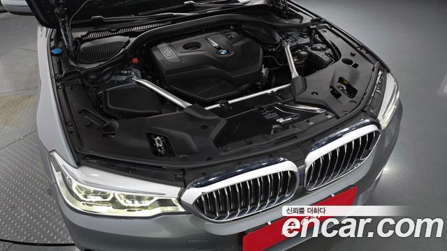 BMW 5-Series 530i Luxury Plus