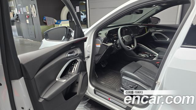 Audi Q5 40 TDI Quattro S Line Black Edition