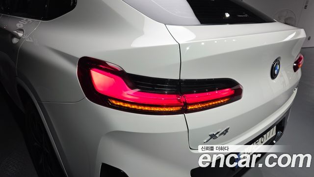 BMW X4 xDrive20i M Sports Pro