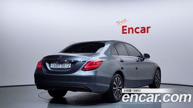 Mercedes-Benz C-Class C200