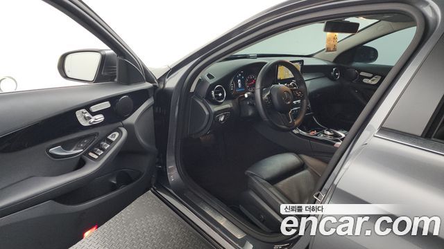 Mercedes-Benz C-Class C200