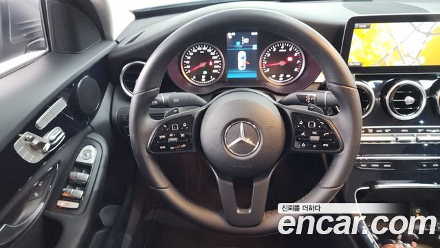 Mercedes-Benz C-Class C200