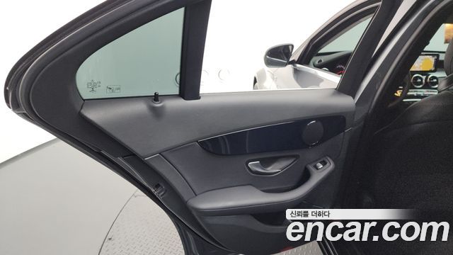 Mercedes-Benz C-Class C200