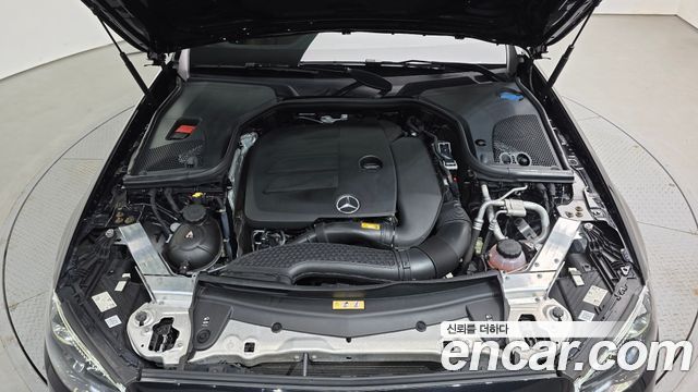 Mercedes-Benz E-Class E350 4MATIC Avantgarde