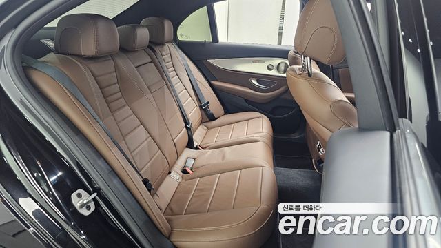 Mercedes-Benz E-Class E350 4MATIC Avantgarde
