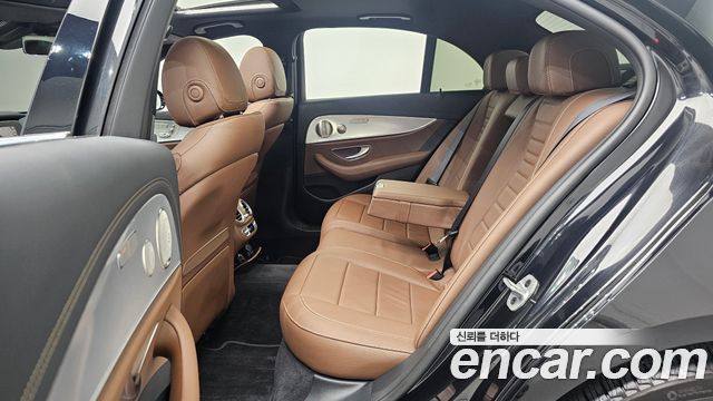 Mercedes-Benz E-Class E350 4MATIC Avantgarde