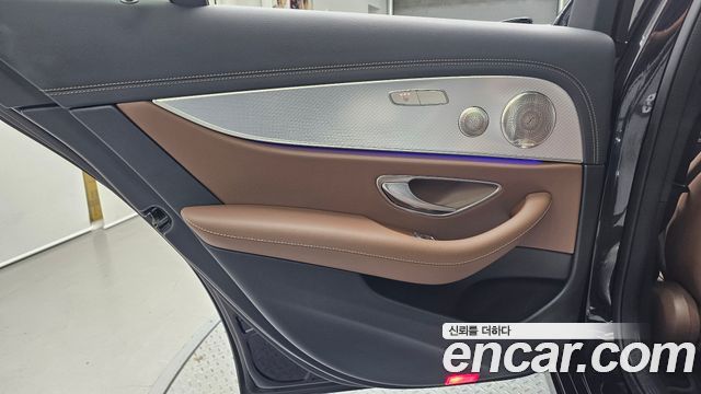 Mercedes-Benz E-Class E350 4MATIC Avantgarde