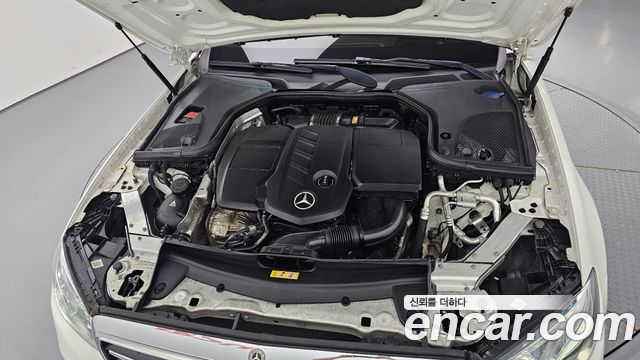 Mercedes-Benz E-Class E220d 4MATIC Exclusive