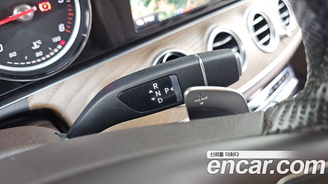 Mercedes-Benz E-Class E220d 4MATIC Exclusive
