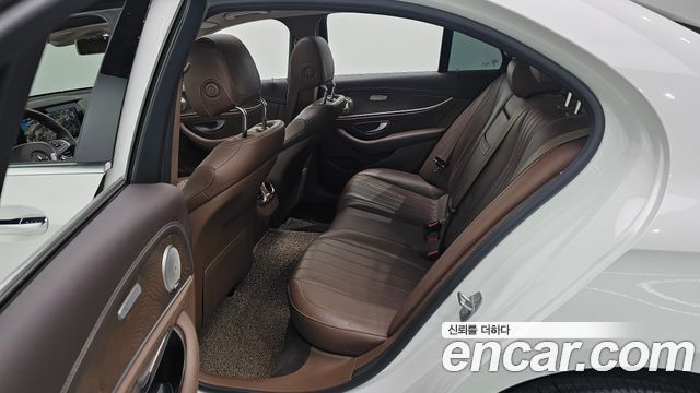 Mercedes-Benz E-Class E220d 4MATIC Exclusive