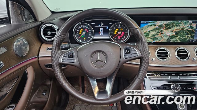 Mercedes-Benz E-Class E220d 4MATIC Exclusive