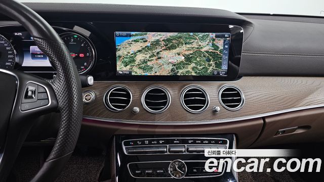 Mercedes-Benz E-Class E220d 4MATIC Exclusive