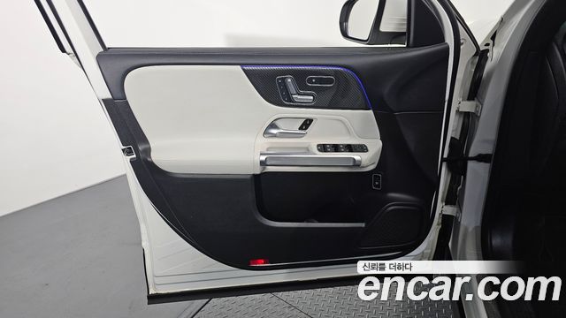 Mercedes-Benz GLB-Class GLB250 4MATIC