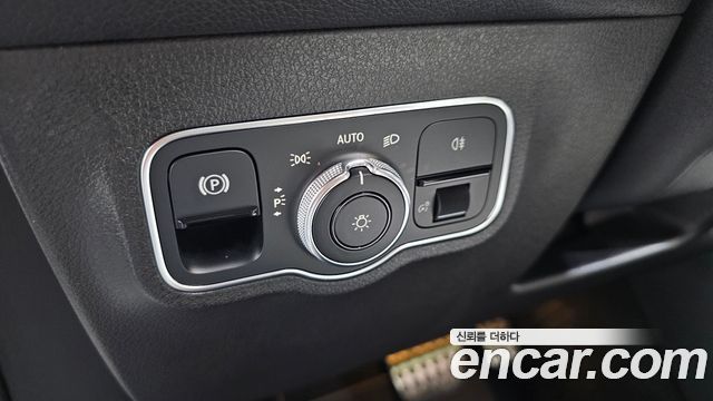 Mercedes-Benz GLB-Class GLB250 4MATIC