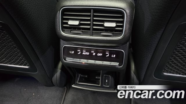 Mercedes-Benz GLE-Class GLE450 4MATIC