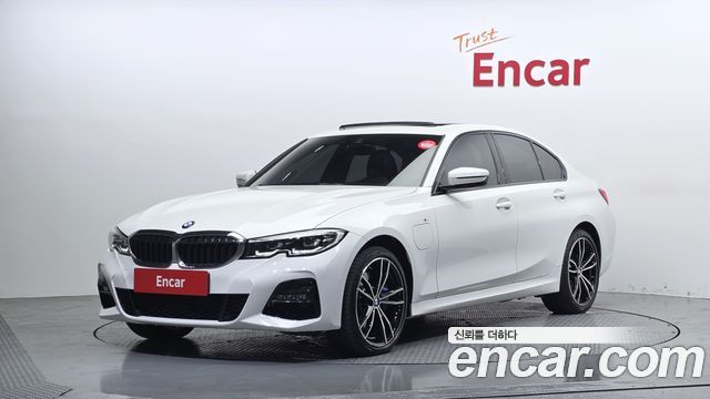 BMW 3-Series 330e M Sport