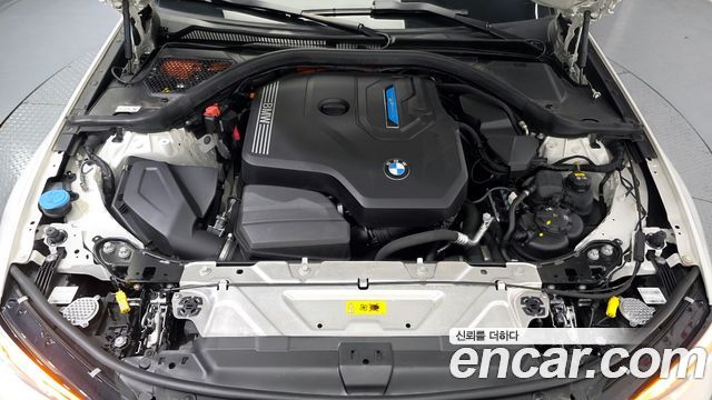 BMW 3-Series 330e M Sport