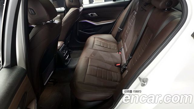 BMW 3-Series 330e M Sport