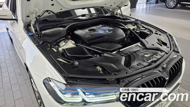 BMW 5-Series 530i M Sport Package