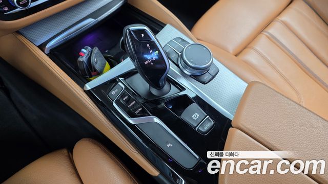 BMW 5-Series 530i M Sport Package