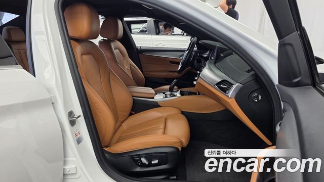 BMW 5-Series 530i M Sport Package