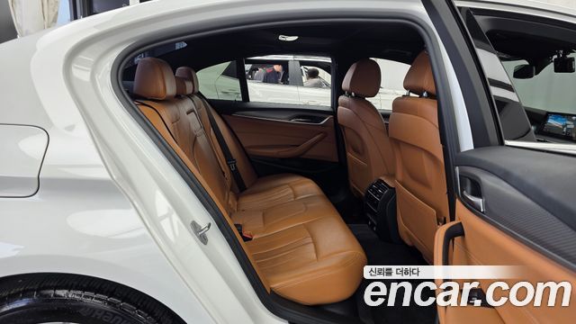 BMW 5-Series 530i M Sport Package
