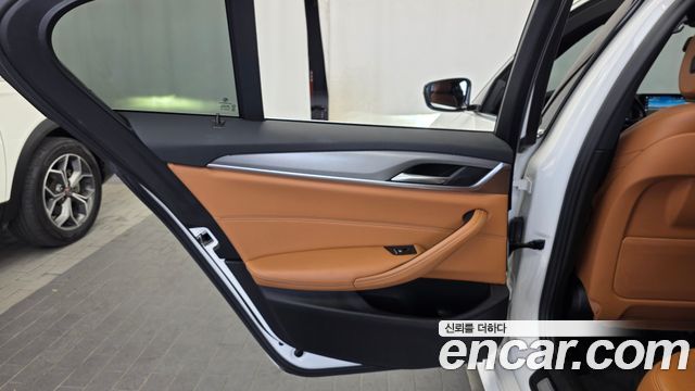 BMW 5-Series 530i M Sport Package