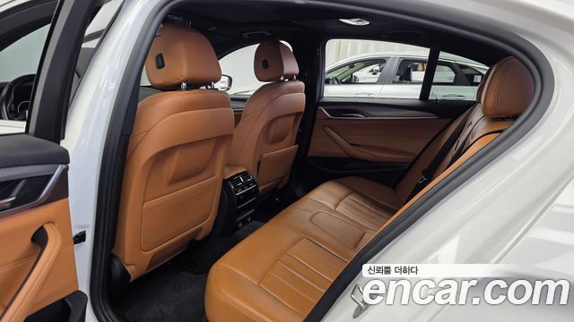 BMW 5-Series 530i M Sport Package