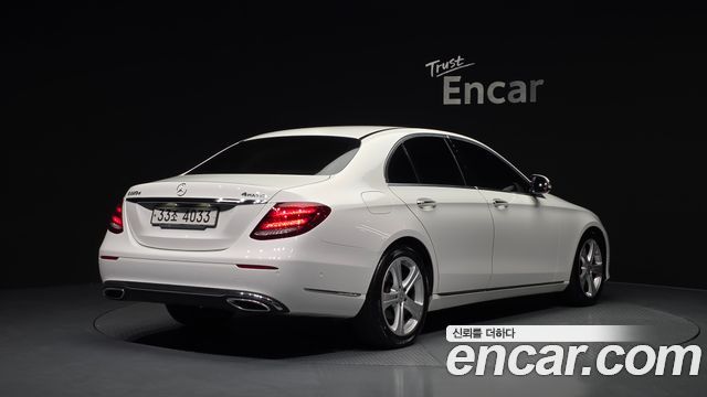 Mercedes-Benz E-Class E220d Avantgarde