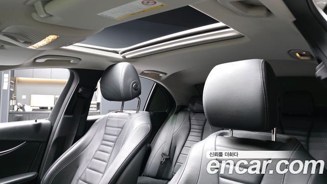 Mercedes-Benz E-Class E220d Avantgarde