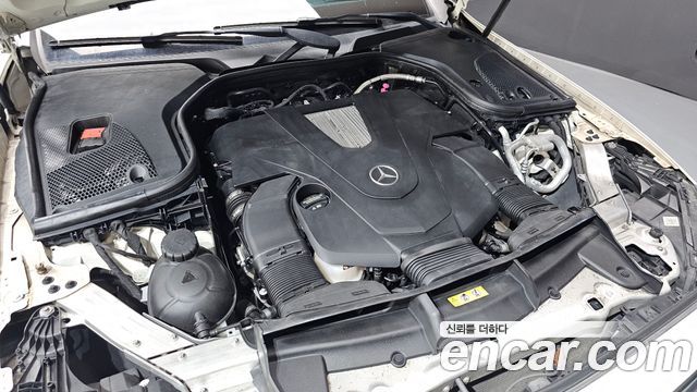 Mercedes-Benz E-Class E400 4MATIC Coupe