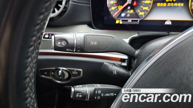 Mercedes-Benz E-Class E400 4MATIC Coupe