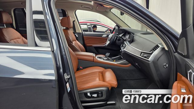 BMW X7 xDrive 40i Design Pure Excellence 6-Seater