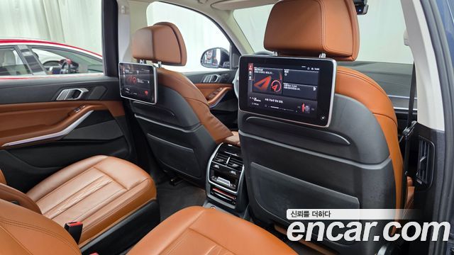 BMW X7 xDrive 40i Design Pure Excellence 6-Seater