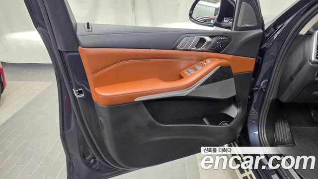 BMW X7 xDrive 40i Design Pure Excellence 6-Seater