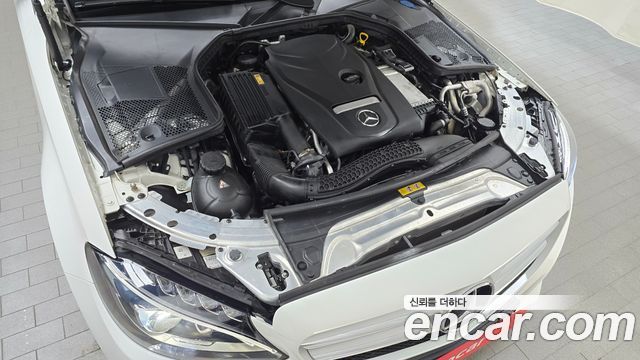 Mercedes-Benz C-Class C200 Avantgarde