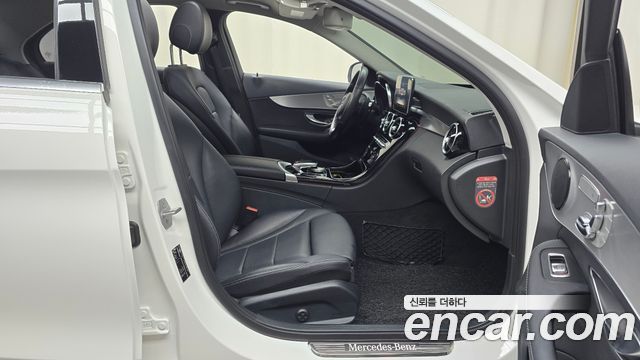 Mercedes-Benz C-Class C200 Avantgarde