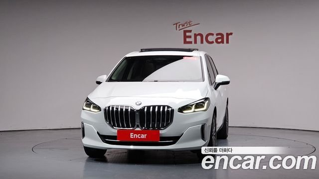 BMW 2-Series 220i Luxury