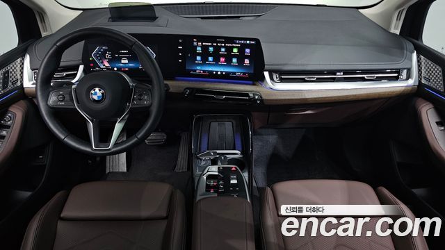BMW 2-Series 220i Luxury