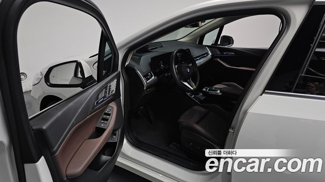 BMW 2-Series 220i Luxury